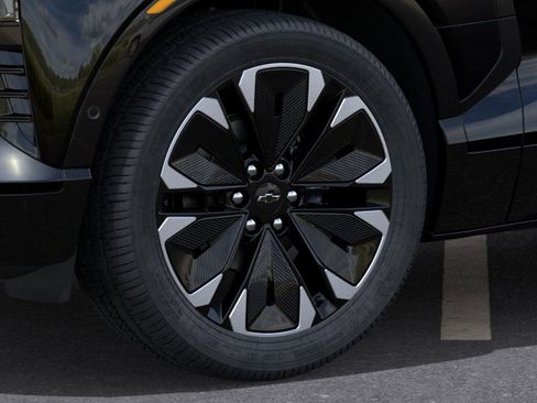 New 2025 Chevrolet Blazer EV RS AWD/4WD image 38