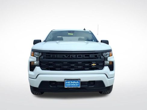 New 2026 Chevrolet Silverado 1500 Custom RWD image 9