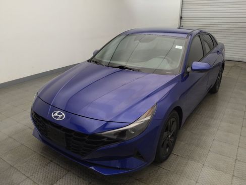 Used 2021 Hyundai Elantra SEL w/ Convenience Package FWD image 15