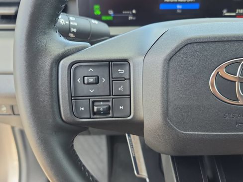 New 2026 Toyota RAV4 SE AWD/4WD image 13