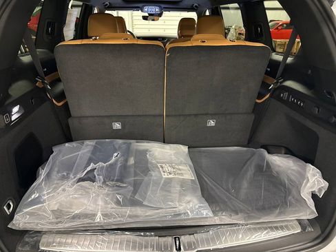 New 2025 Jeep Grand Cherokee L Summit image 23