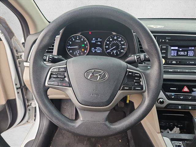 Used 2018 Hyundai Elantra SE FWD image 13