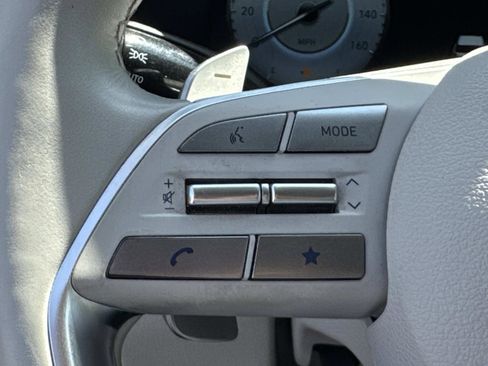 Used 2024 Hyundai Palisade Limited image 8