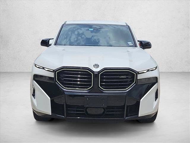 Used 2025 BMW XM w/ M Driver's Package AWD/4WD image 2