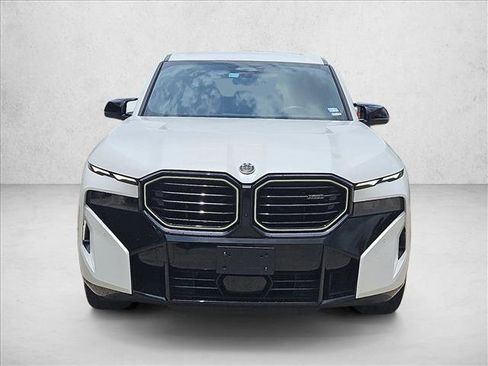 Used 2025 BMW XM w/ M Driver's Package AWD/4WD image 2