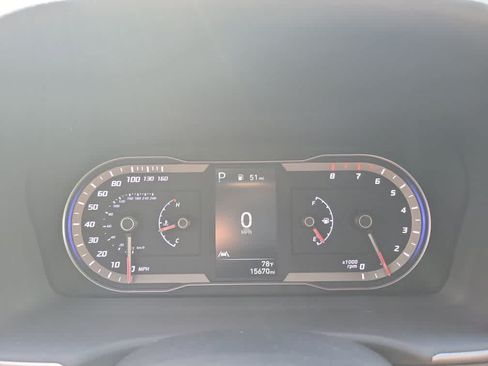 Used 2024 Hyundai Santa Cruz SE AWD/4WD image 10