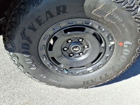 New 2025 Ford Bronco Big Bend w/ Black Diamond Package image 16