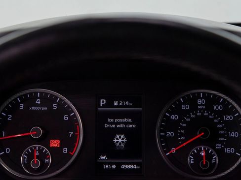 Used 2024 Kia K5 GT-Line image 24