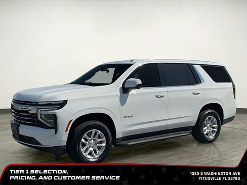 Used 2025 Chevrolet Tahoe LT AWD/4WD image 2