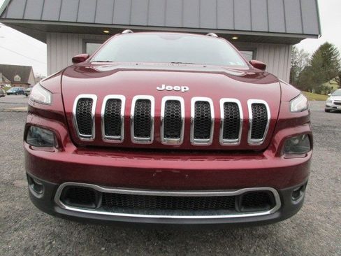 Used 2018 Jeep Cherokee Limited image 3