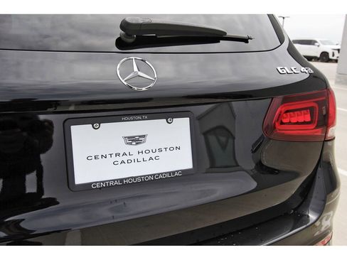 Used 2022 Mercedes-Benz GLC 43 AMG 4MATIC image 29