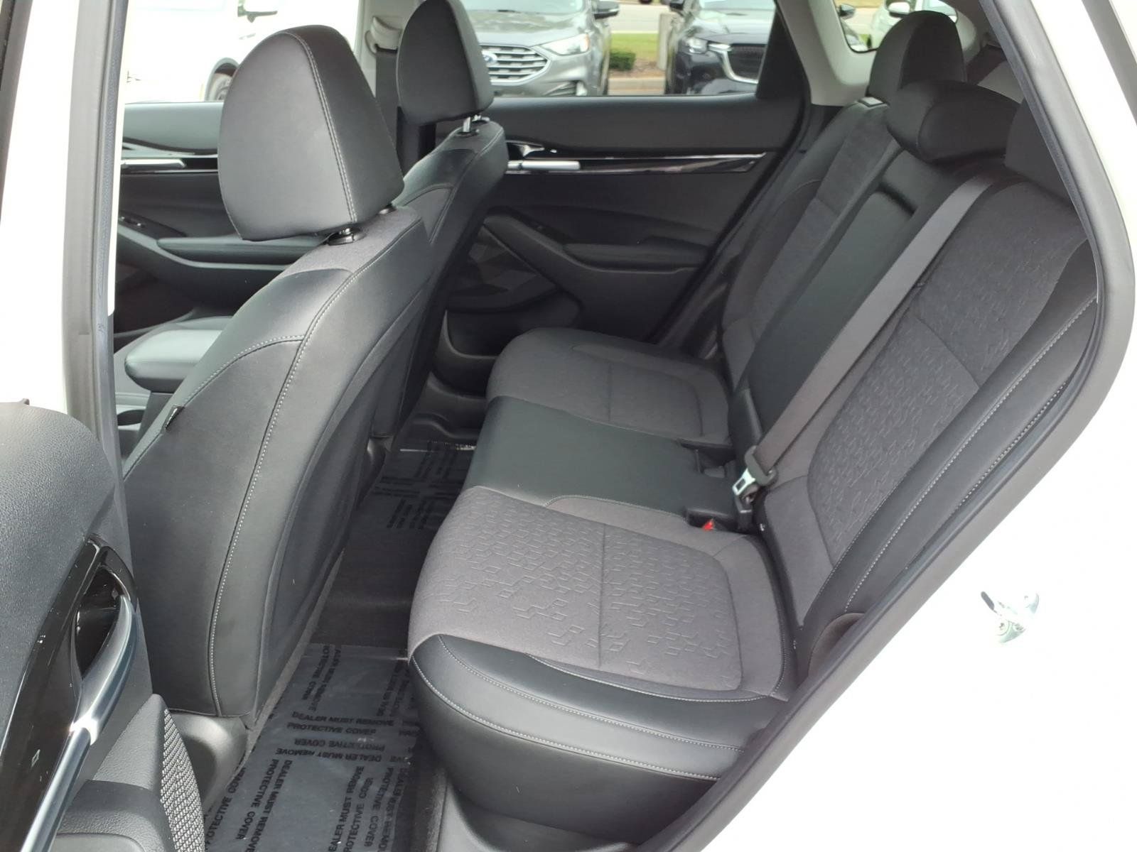 Used 2024 Kia Seltos S AWD/4WD image 6