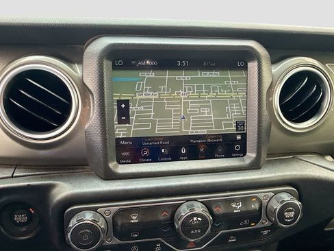 Used 2023 Jeep Wrangler Unlimited Sahara AWD/4WD image 14