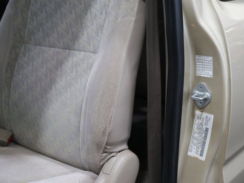 Used 2002 Toyota Tacoma 4x4 Xtracab V6 image 74