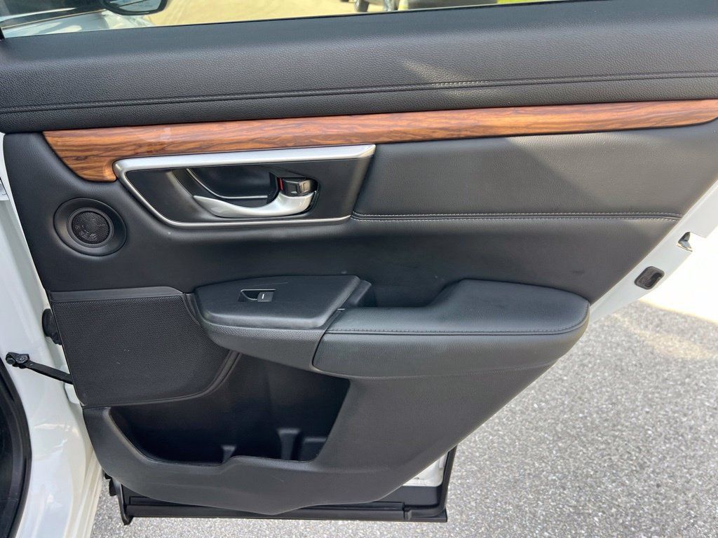 Used 2022 Honda CR-V EX-L image 17