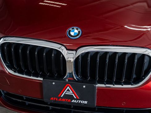 Used 2023 BMW 530e xDrive image 16