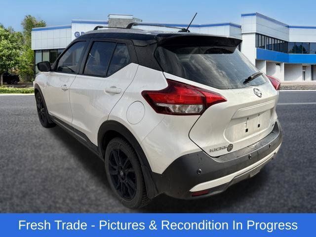Used 2020 Nissan Kicks SR FWD image 3