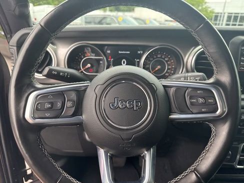 Certified 2021 Jeep Wrangler Unlimited Sahara image 15