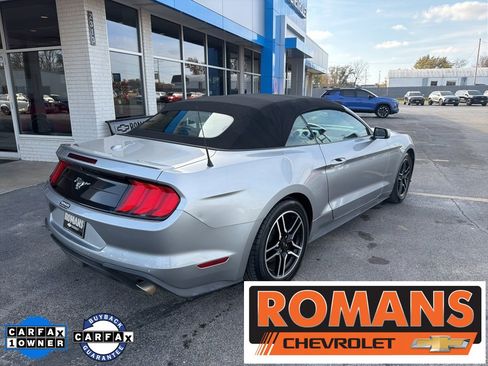 Used 2022 Ford Mustang Premium image 4