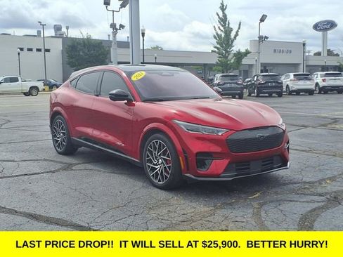 Used 2021 Ford Mustang Mach-E GT image 3