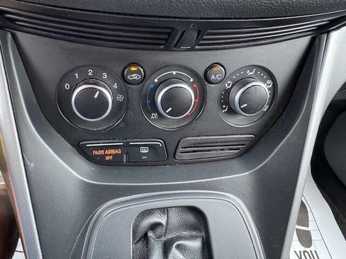 Used 2016 Ford Escape SE image 38