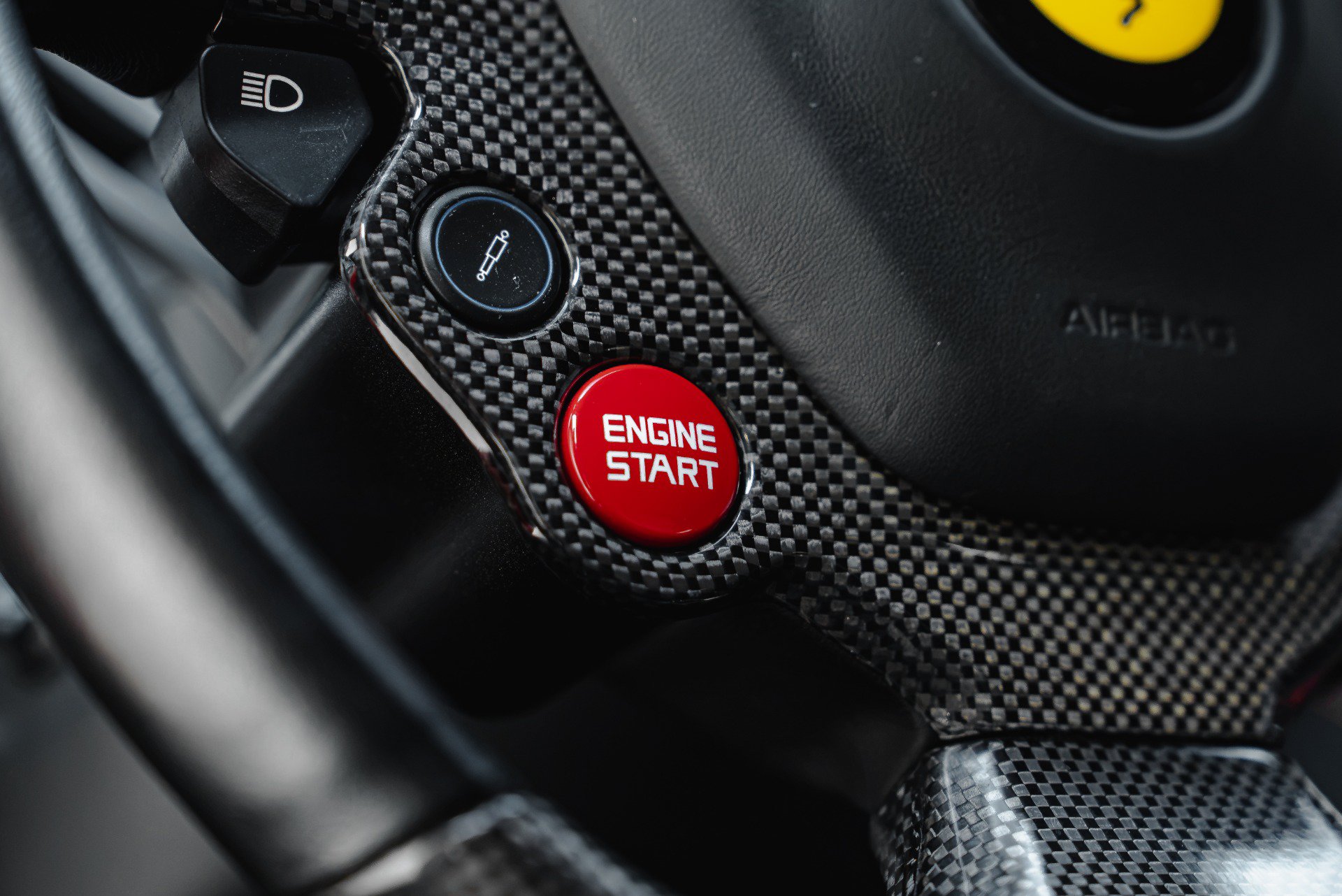 Used 2013 Ferrari 458 Italia Coupe RWD image 46