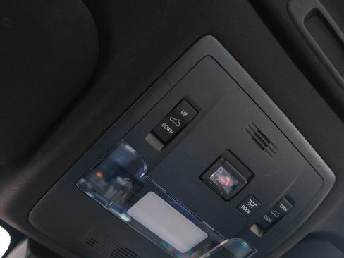 Used 2022 Lexus IS 350 F Sport image 40