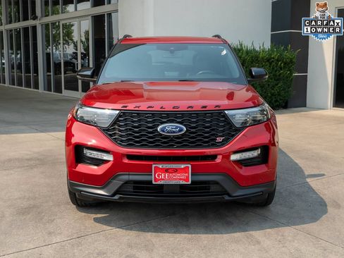 Used 2023 Ford Explorer ST w/ Equipment Group 401A AWD/4WD image 2