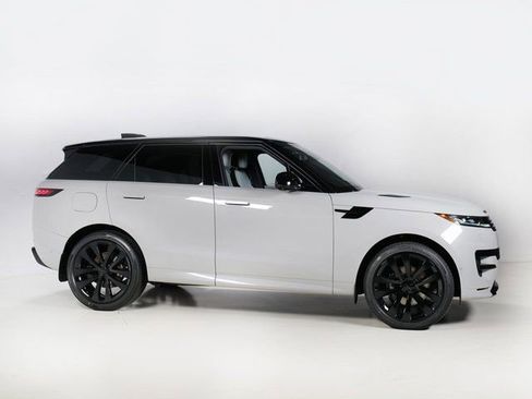 New 2026 Land Rover Range Rover Sport Dynamic SE AWD/4WD image 28