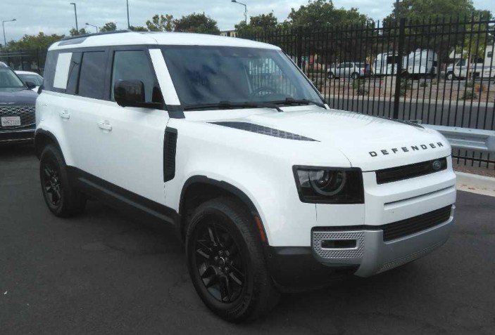 Used 2025 Land Rover Defender 110 S AWD/4WD image 2