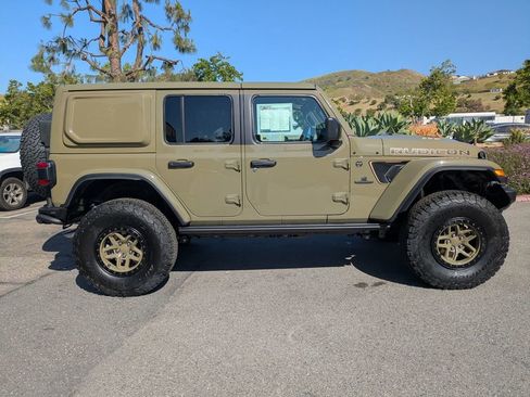 New 2025 Jeep Wrangler Unlimited Rubicon 392 image 5