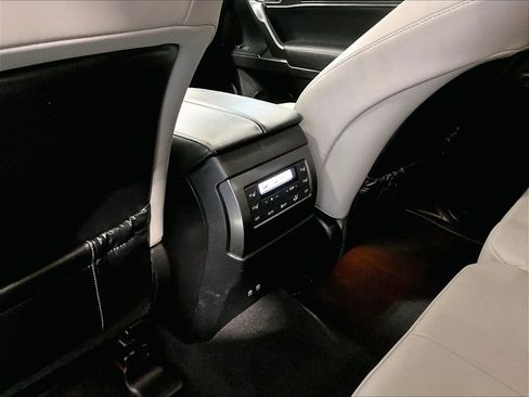 Used 2023 Lexus GX 460 w/ Black Line Special Edition image 25