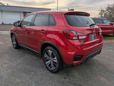 Used 2024 Mitsubishi Outlander Sport SE image 6