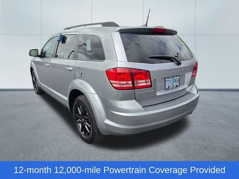 Used 2020 Dodge Journey SE w/ SE Popular Equipment Group FWD image 3