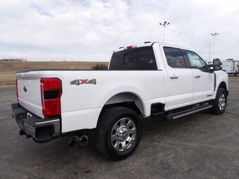 New 2025 Ford F250 Lariat w/ Chrome Package image 42