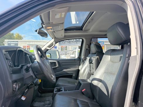 Used 2014 Honda Ridgeline SE image 12