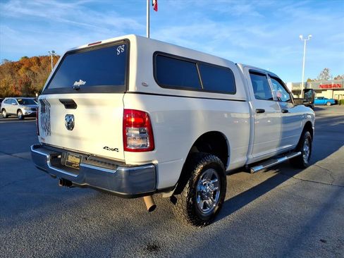 Used 2024 RAM 2500 Tradesman w/ Chrome Appearance Group image 18