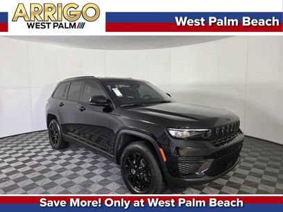 Used 2025 Jeep Grand Cherokee Altitude