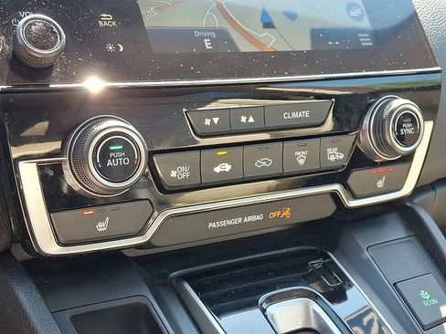 Used 2019 Honda CR-V Touring image 18