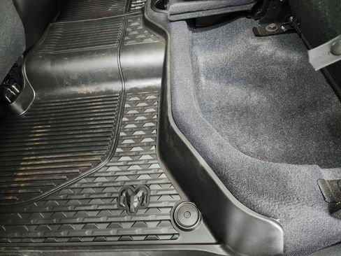 Used 2020 RAM 3500 Laramie image 43