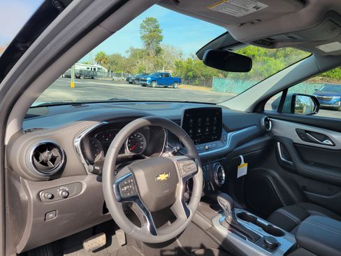 Used 2026 Chevrolet Blazer LT image 25