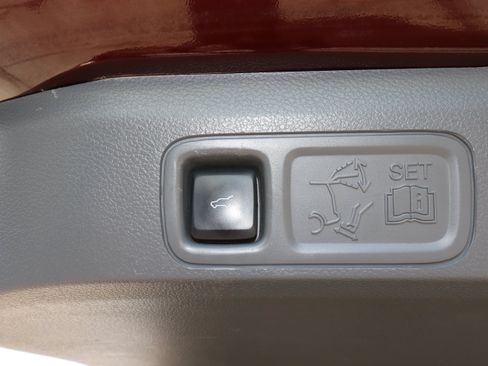 Used 2021 Lincoln Navigator Reserve AWD/4WD image 21