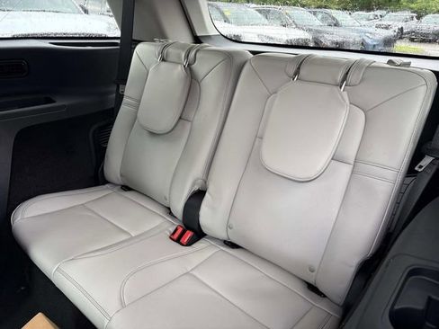 New 2026 Lincoln Aviator AWD w/ Jet Appearance Package image 19