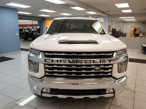 Certified 2023 Chevrolet Silverado 2500 LTZ w/ LTZ Premium Package image 12