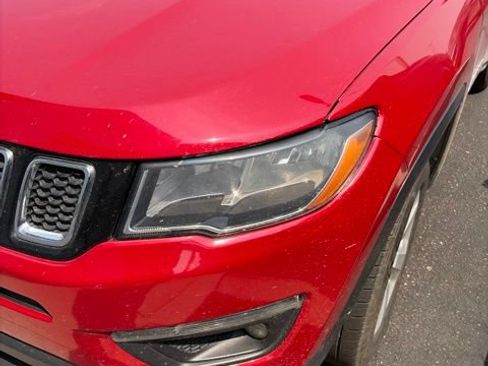 Used 2018 Jeep Compass Latitude w/ Popular Equipment Group AWD/4WD image 13