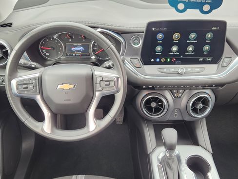 Used 2025 Chevrolet Blazer LT image 28