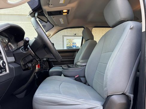 Used 2013 RAM 1500 Express RWD image 15