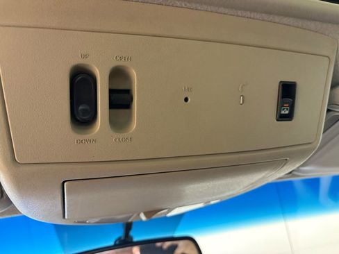 Used 2010 Nissan Titan PRO-4X w/ Pro-4x Leather Pkg image 30