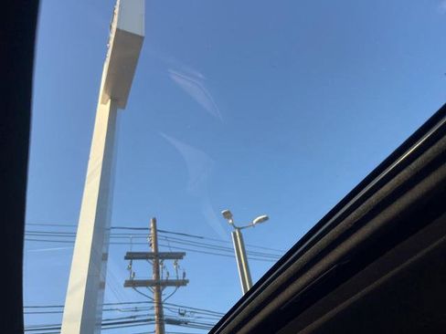 Certified 2023 INFINITI QX55 Essential image 16