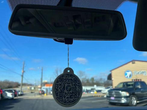 Used 2019 Volkswagen Tiguan SE w/ Panoramic Sunroof Package image 26